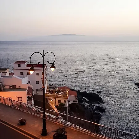 아파트 With Balcony In Santiago Del Teide 40 M² With Sea View